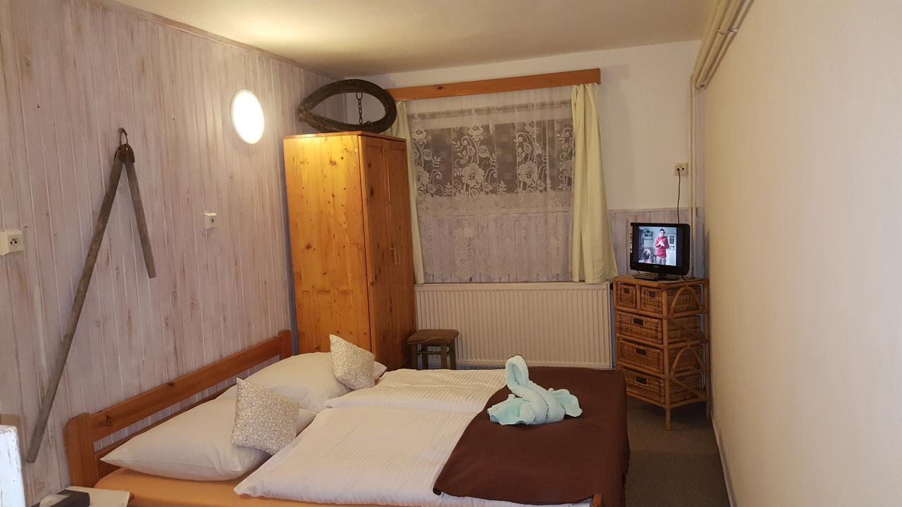 Penzion Vanessa Lipova Lazne Bagian luar foto